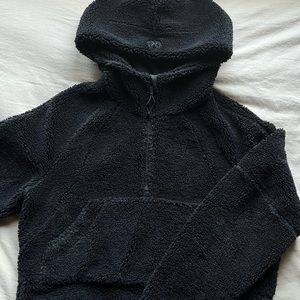 Lululemon fleece scuba cropped half zip